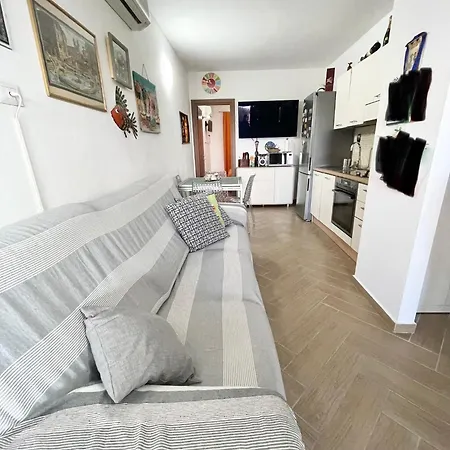 Piccola Apartamento *